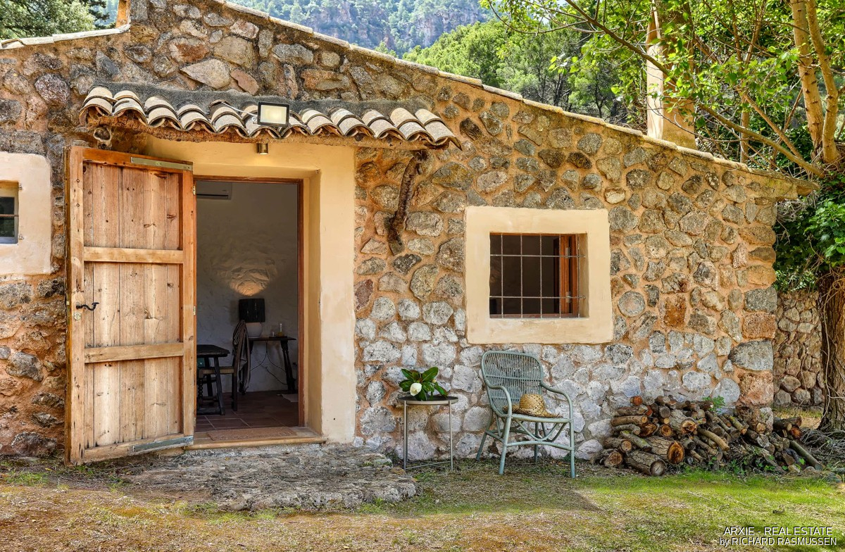 Guest house 1 - 3