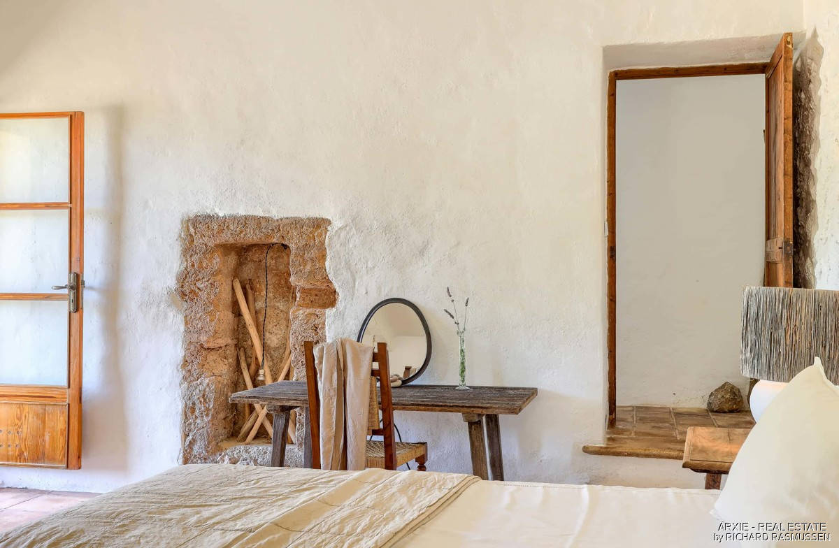 Guest house bedroom 1 - 4