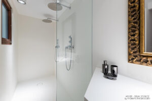 27A_Bathroom_04