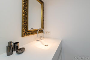 27A_Bathroom_05