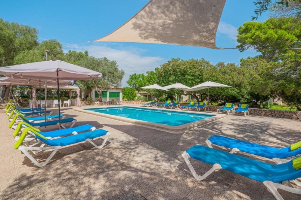 A18_Pool_02