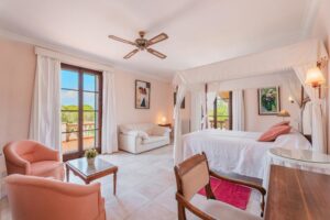 18A_Bedroom_04