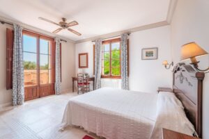 18A_Bedroom_05