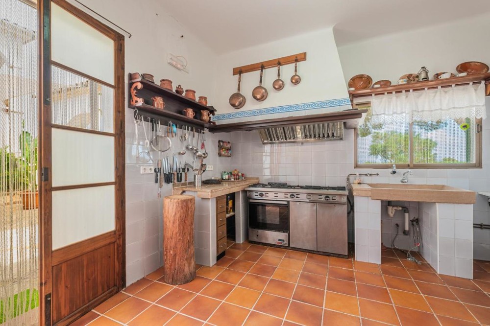 18A_Kitchen_01