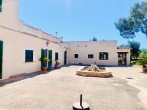 A18_Outdoor_01